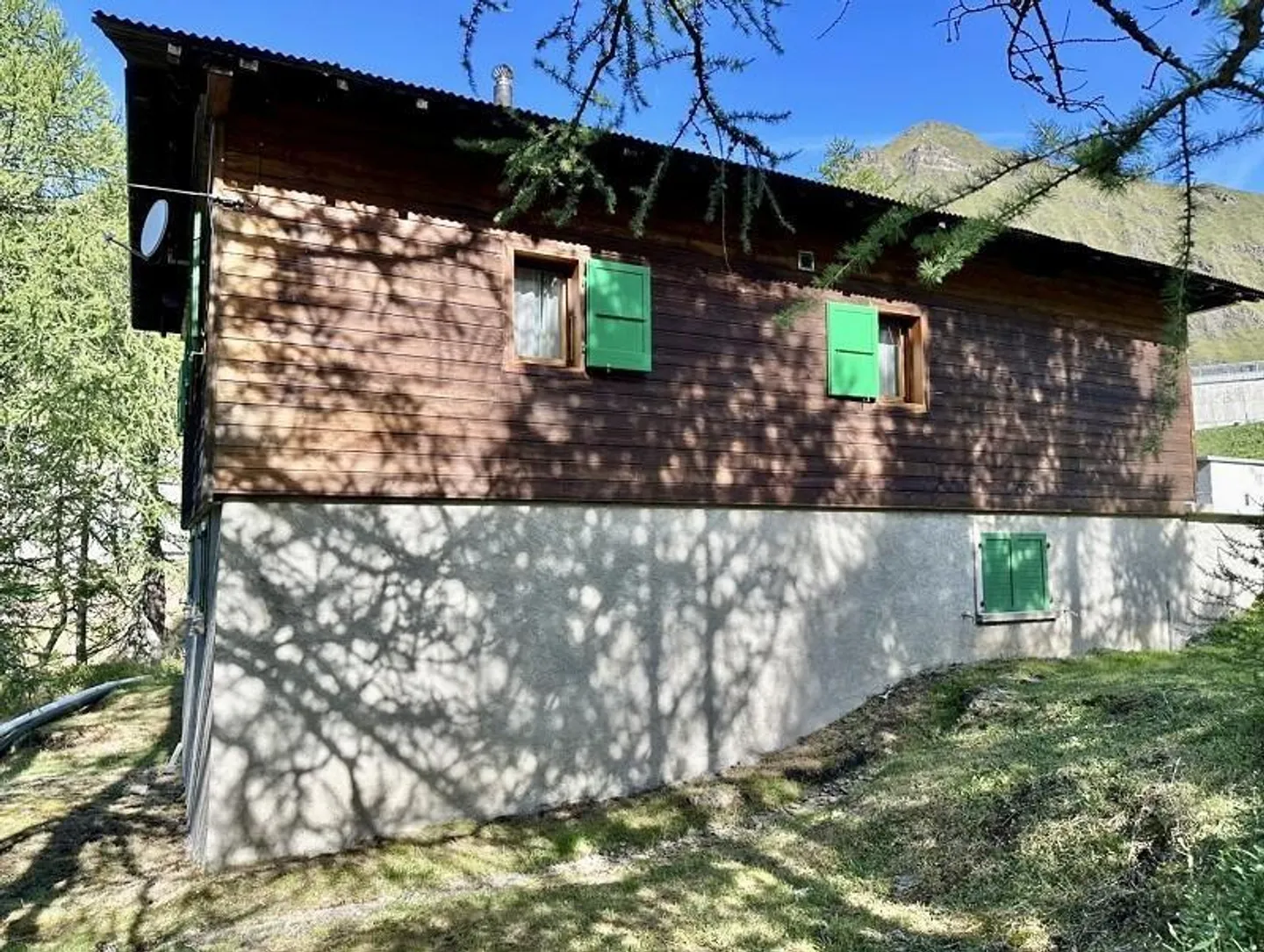 Chalet with two apartments in a very quiet, sunny location - Photo 26 of 30