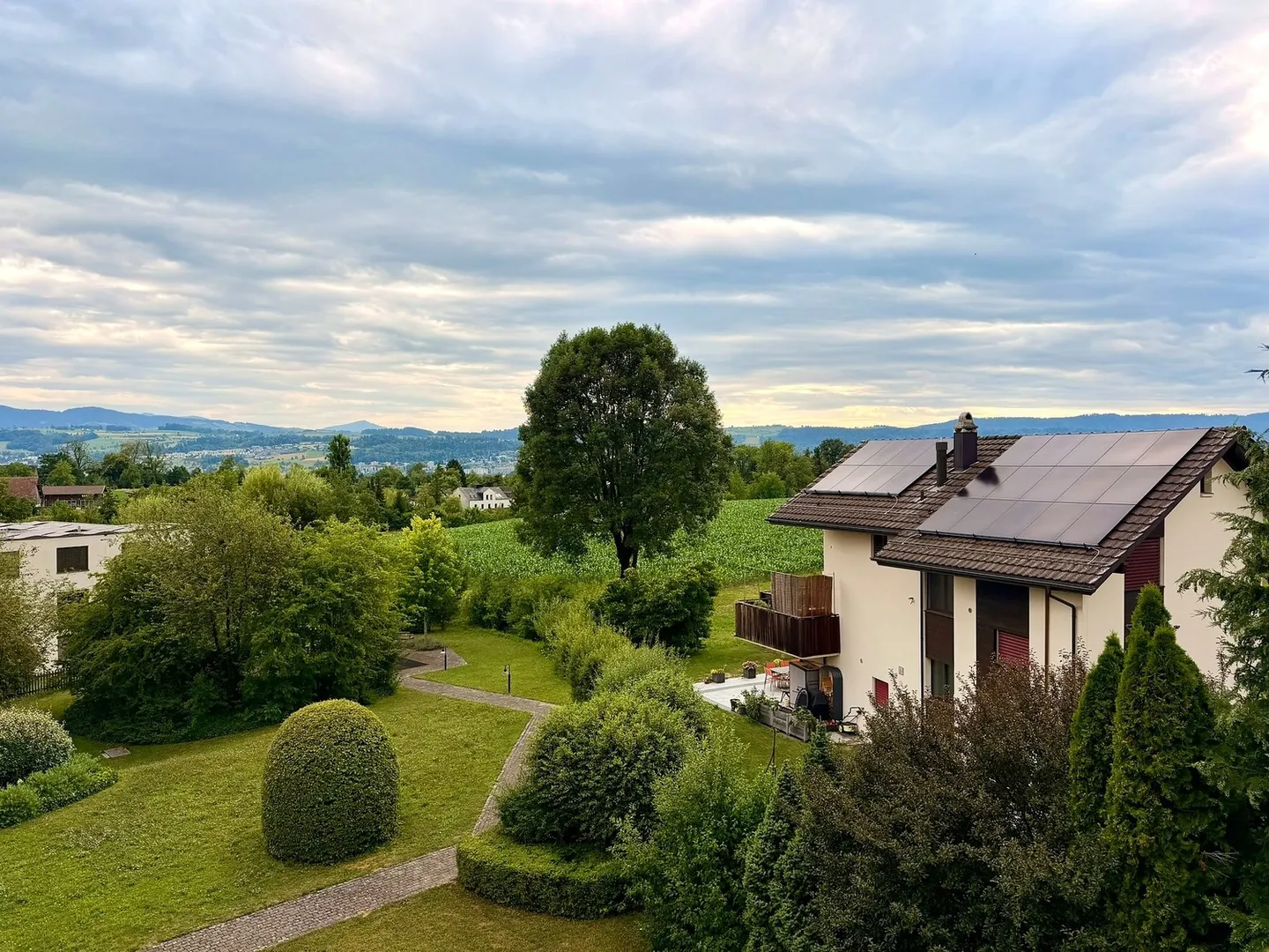 Appartamento attraente di 4,5 locali a Uetikon am See - Foto 2 di 12