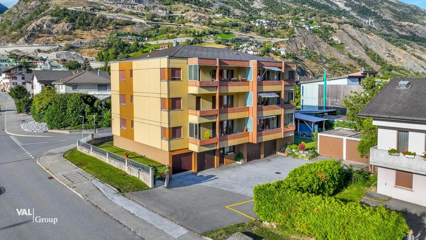 Appartamento soleggiato di 4,5 locali con due garage in una posizione tranquilla a Steg - Foto 13 di 13