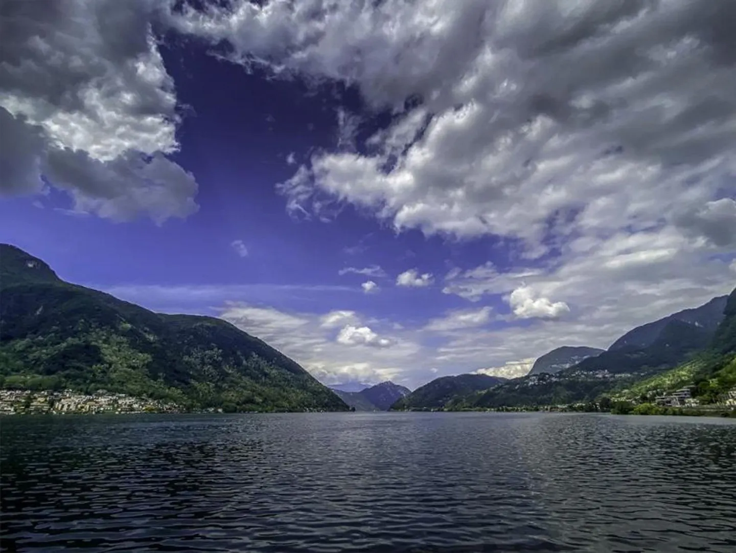 COMFORTABLE APARTMENT IN A QUIET AREA - Photo 7 of 8