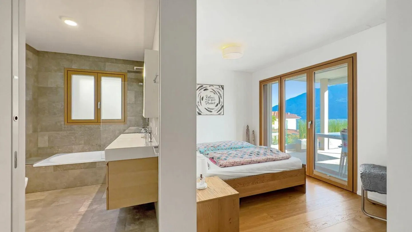 Brione sopra Minusio - Beautiful Garden Apartment with Lake View - Photo 6 of 19