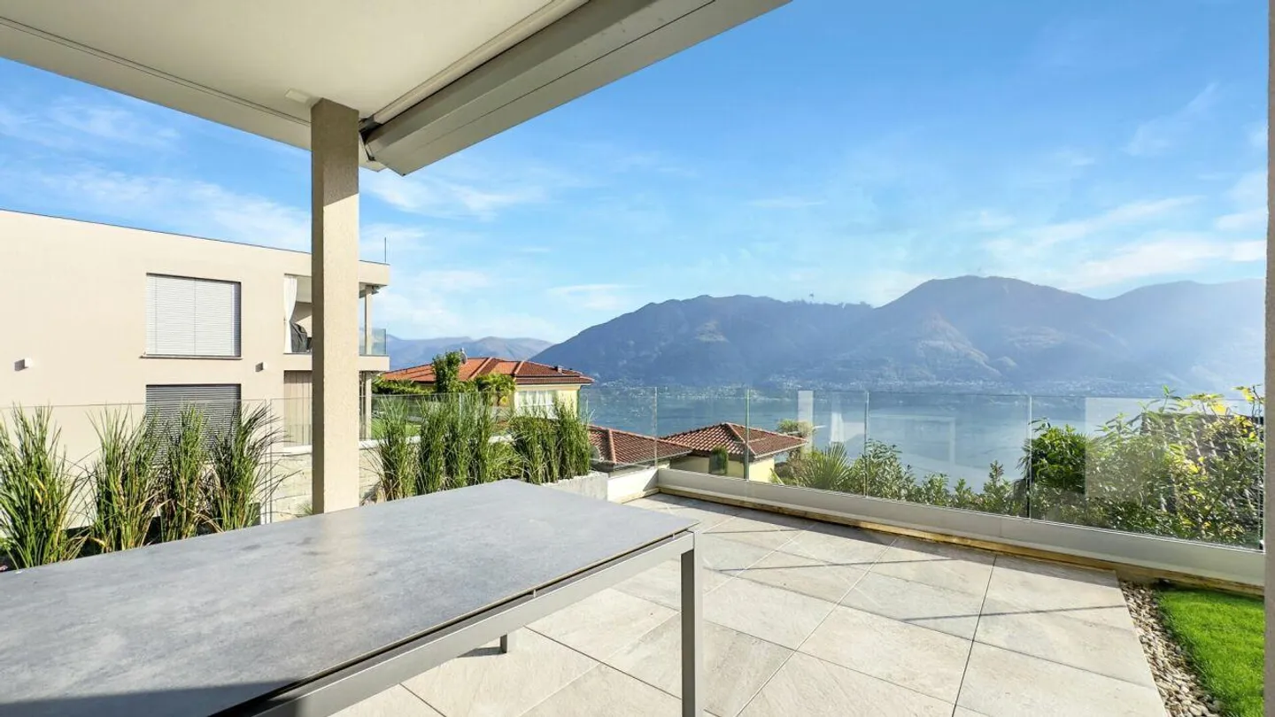 Brione sopra Minusio - Beautiful Garden Apartment with Lake View - Photo 13 of 19