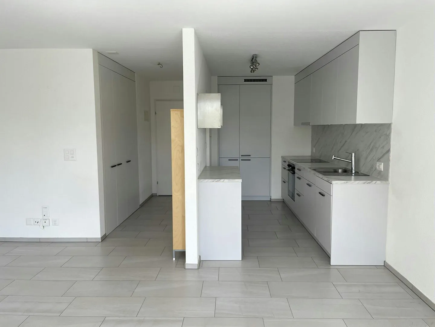 Helle 3.5-Zimmer-Wohnung im beliebten Lacuna-Quartier - ruhig, grün und zentral gelegen - Foto 2 von 13