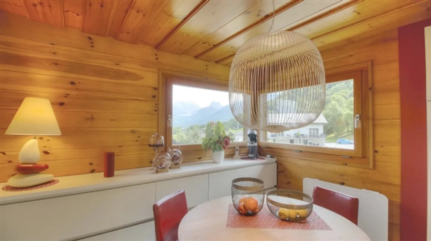 «Wunderschönes freistehendes Chalet mit 7,5 Zimmern in Choëx» - Foto 10 von 13