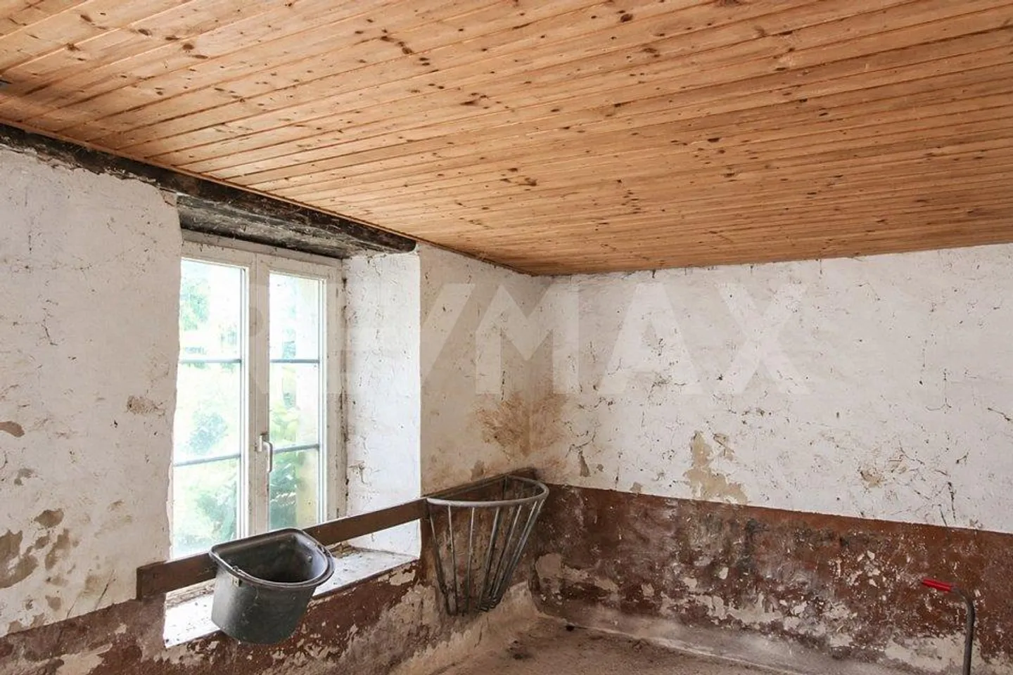 5½ Room Single-Family House with Garage, Stable and Vaulted Cellar - with... - Photo 12 of 13