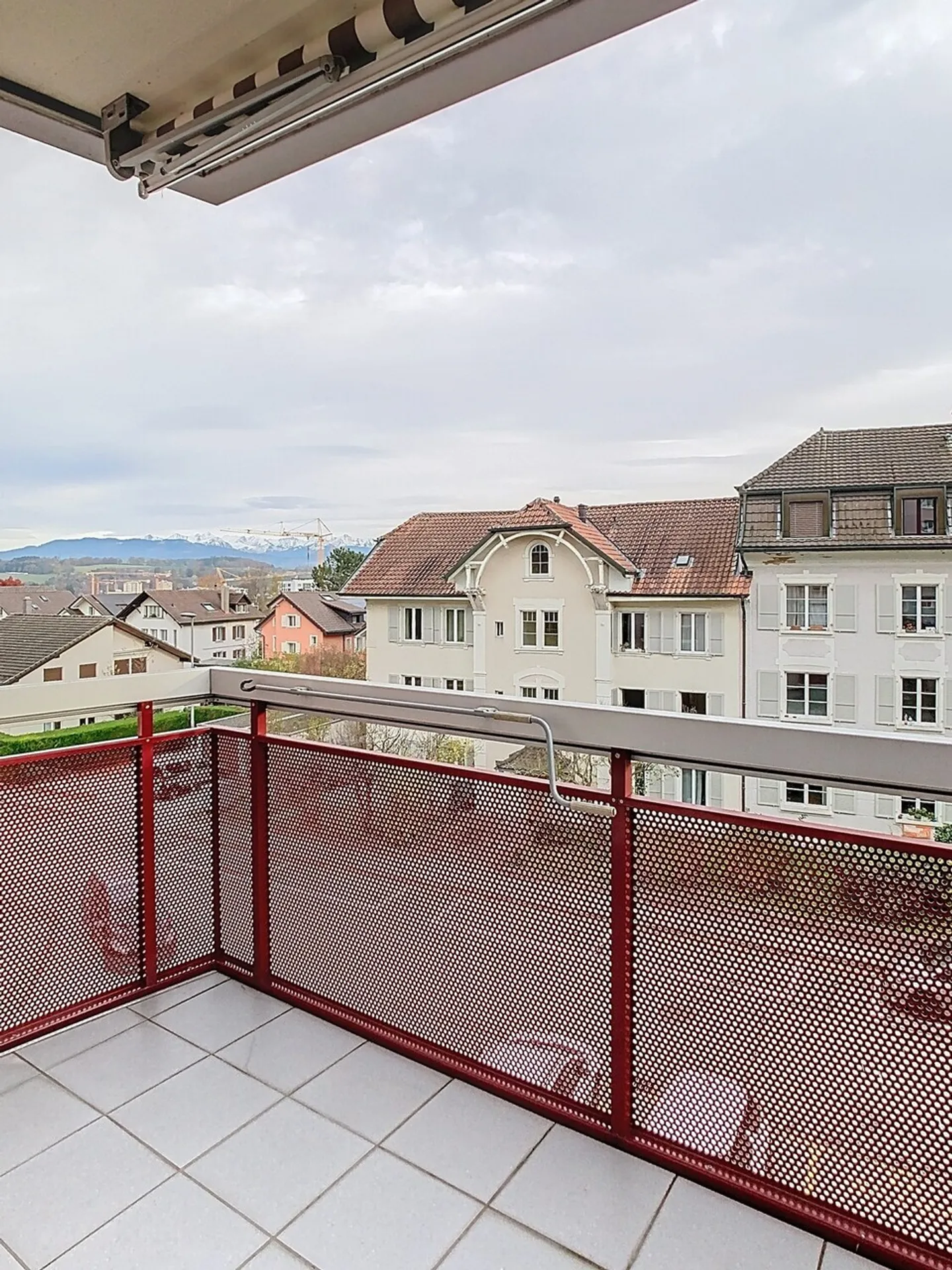 Magnifico appartamento di 3 stanze vicino ai servizi - Foto 7 di 13