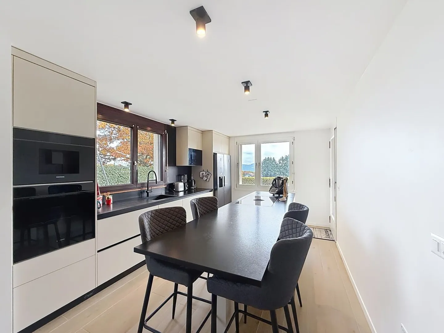 Savigny - Casa con 2 appartamenti - Foto 3 di 9