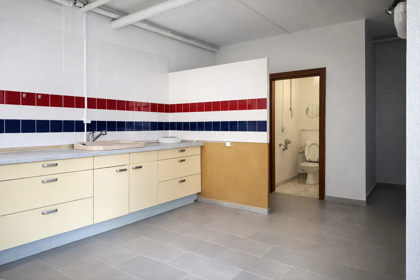 Commercial space for sale in the center of Villars-Tiercelin - Photo 3 of 13