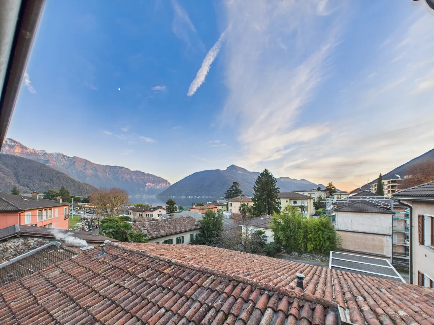 Superbe maison rénovée dans le noyau de Melide avec 4,5 pièces - Photo 6 sur 13