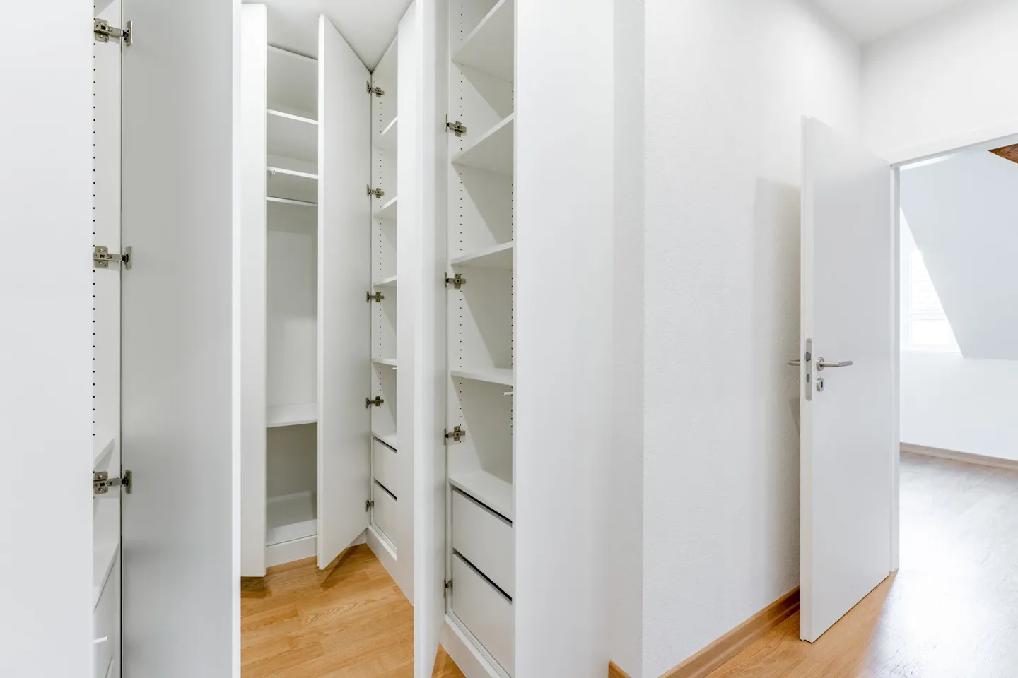 Bonne appartement pour les cadres - Appartement en duplex avec beaucoup d'espace - Photo 2 sur 3