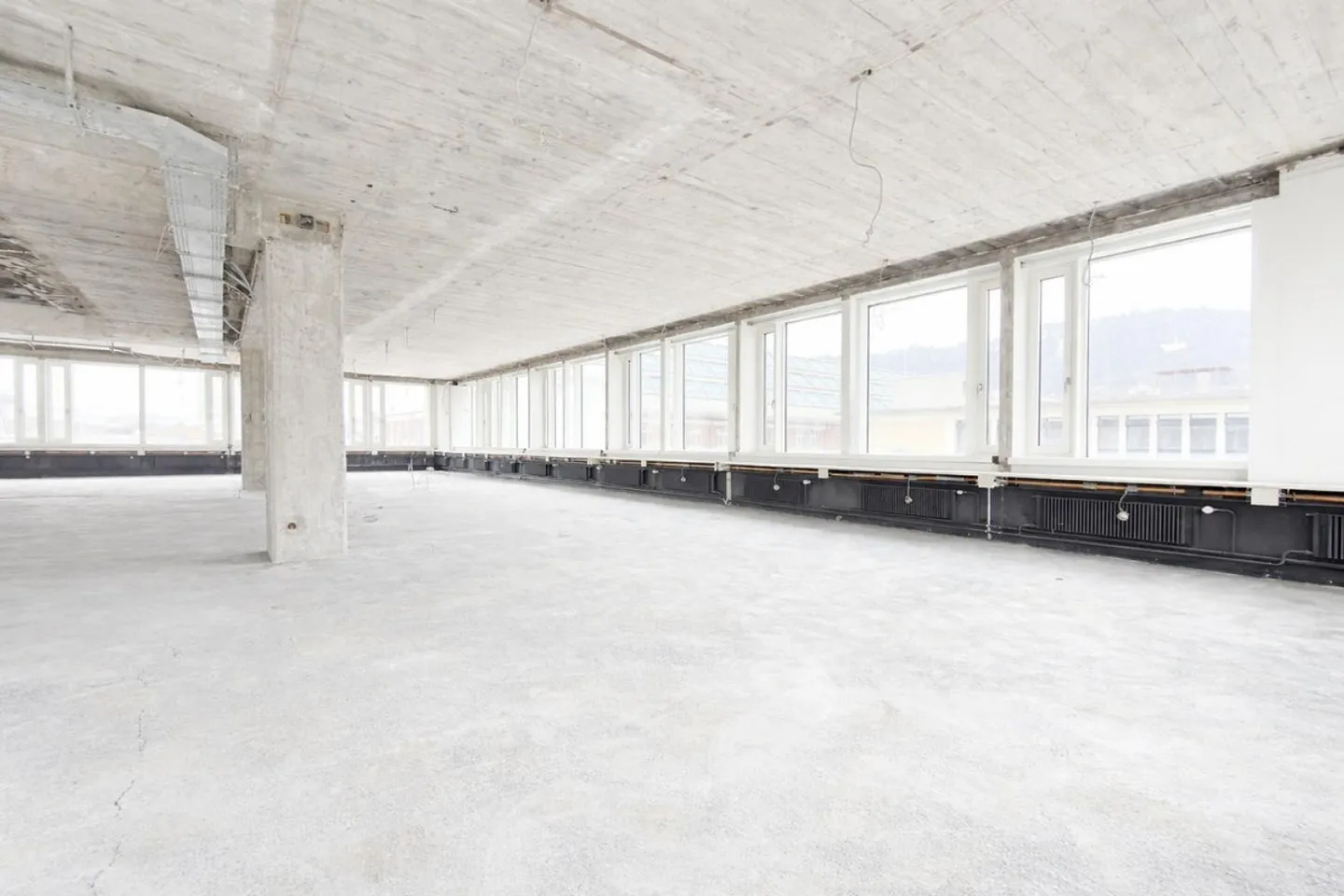 Office space for rent in the heart of Binz! - Photo 4 of 9