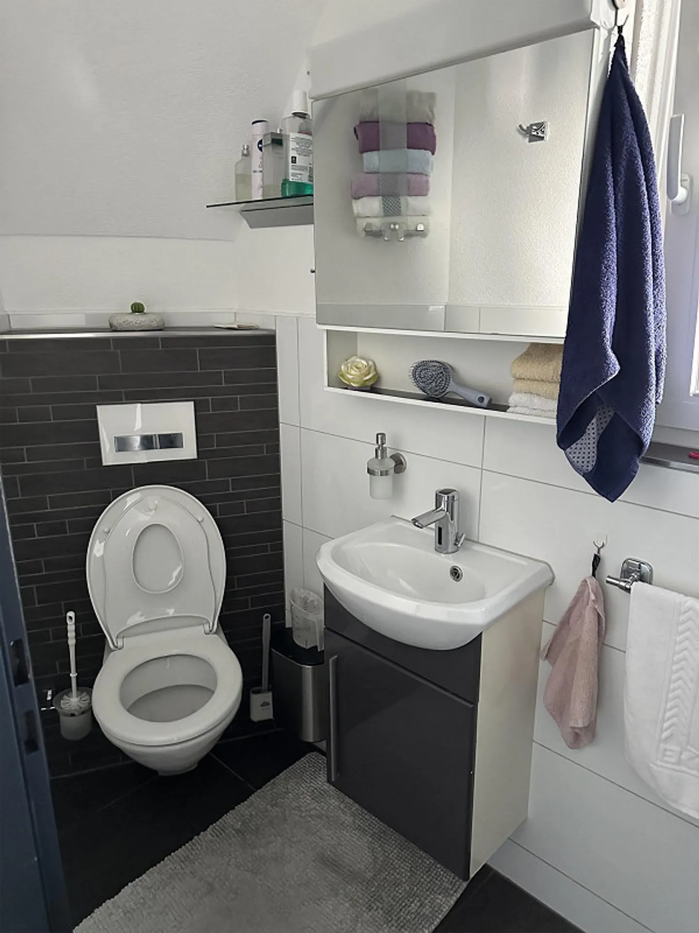 Spacious 5.5-room single-family house with garden & large terrace - Photo 4 of 24