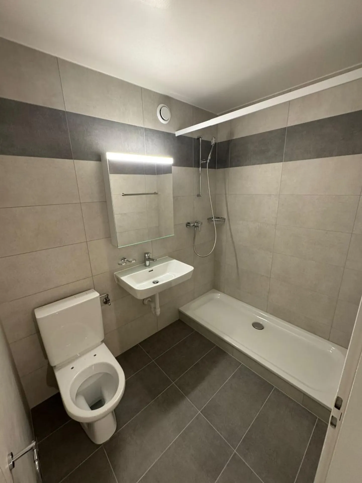 Appartement Charmant à La Tour-de-Peilz - Photo 6 sur 7