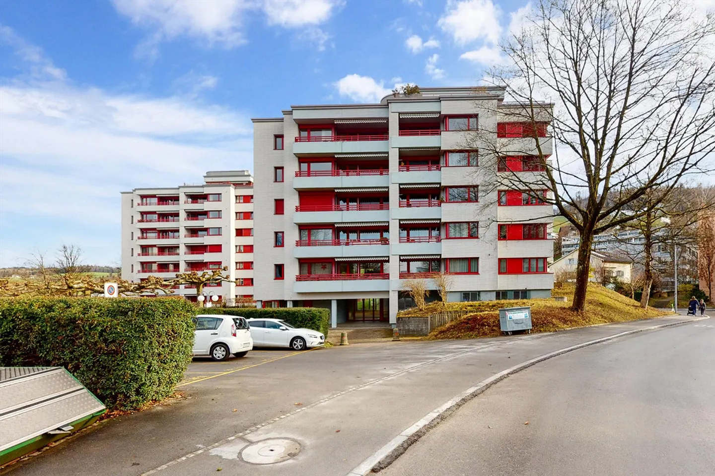 Appartamento spazioso in un'oasi residenziale verde e adatta ai bambini - Foto 1 di 9