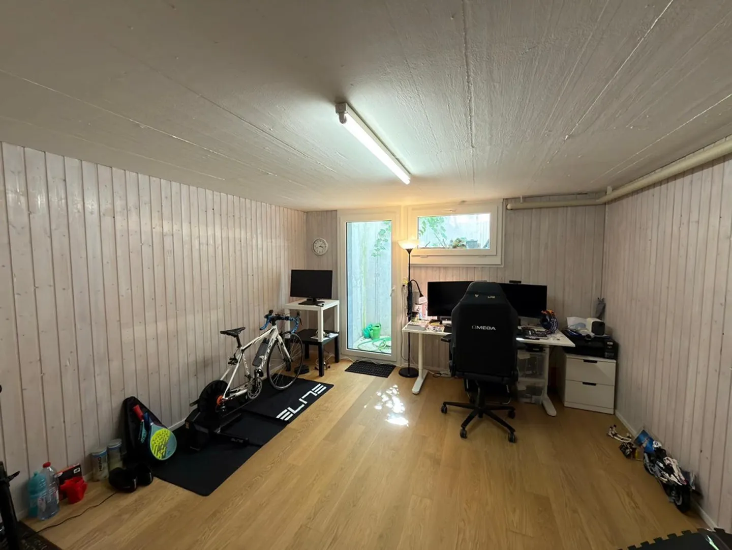 Freshly renovated 5.5-room terraced house with garden - Photo 8 of 13