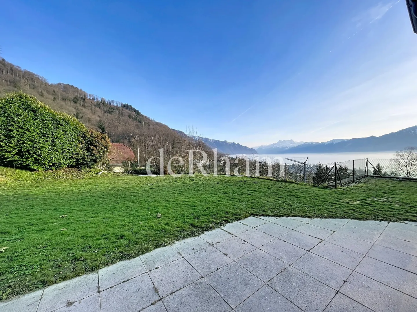Villa spacieuse avec vue sur le lac - Photo 10 sur 12
