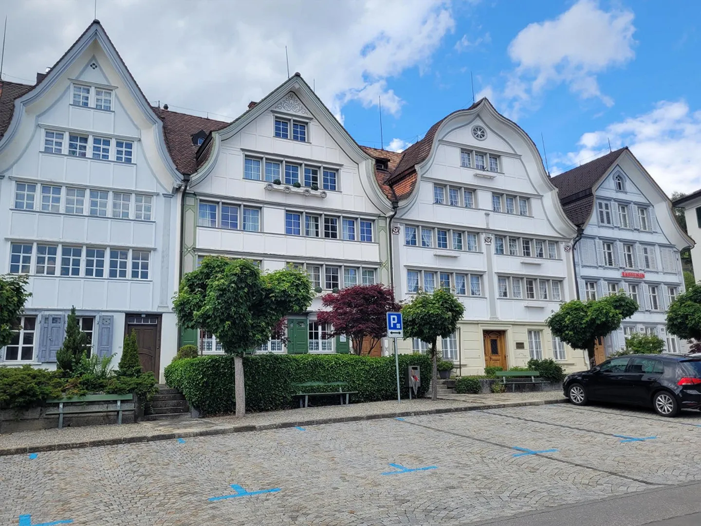 Living centrally with charm - 5.5-room maisonette in Gais - Photo 2 of 13