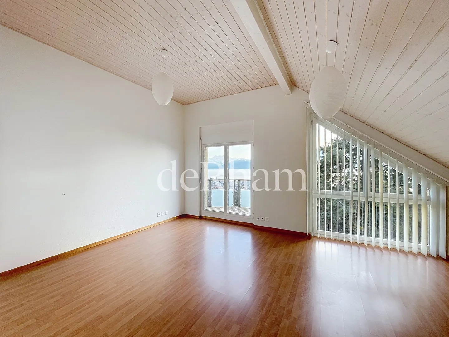 Villa spacieuse avec vue sur le lac - Photo 9 sur 12