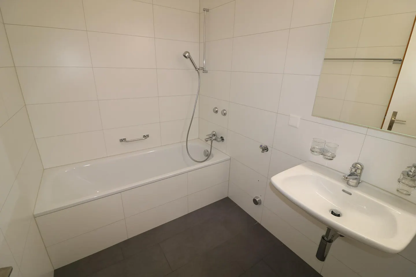 Appartamento completamente ristrutturato - Foto 3 di 6