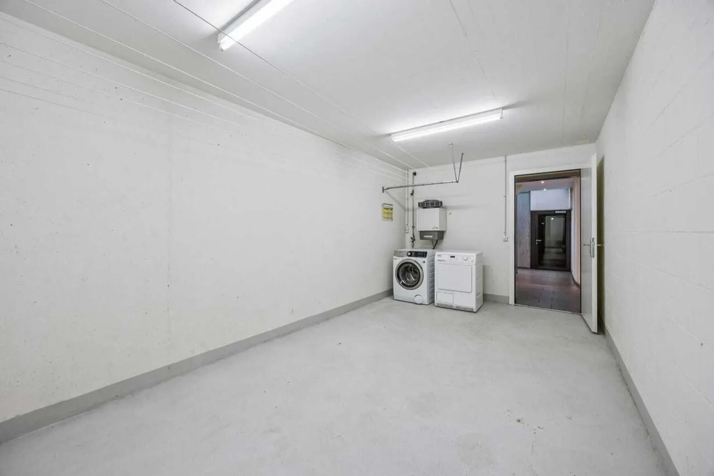 Exclusive Attic with Panoramic Views - Photo 12 of 13