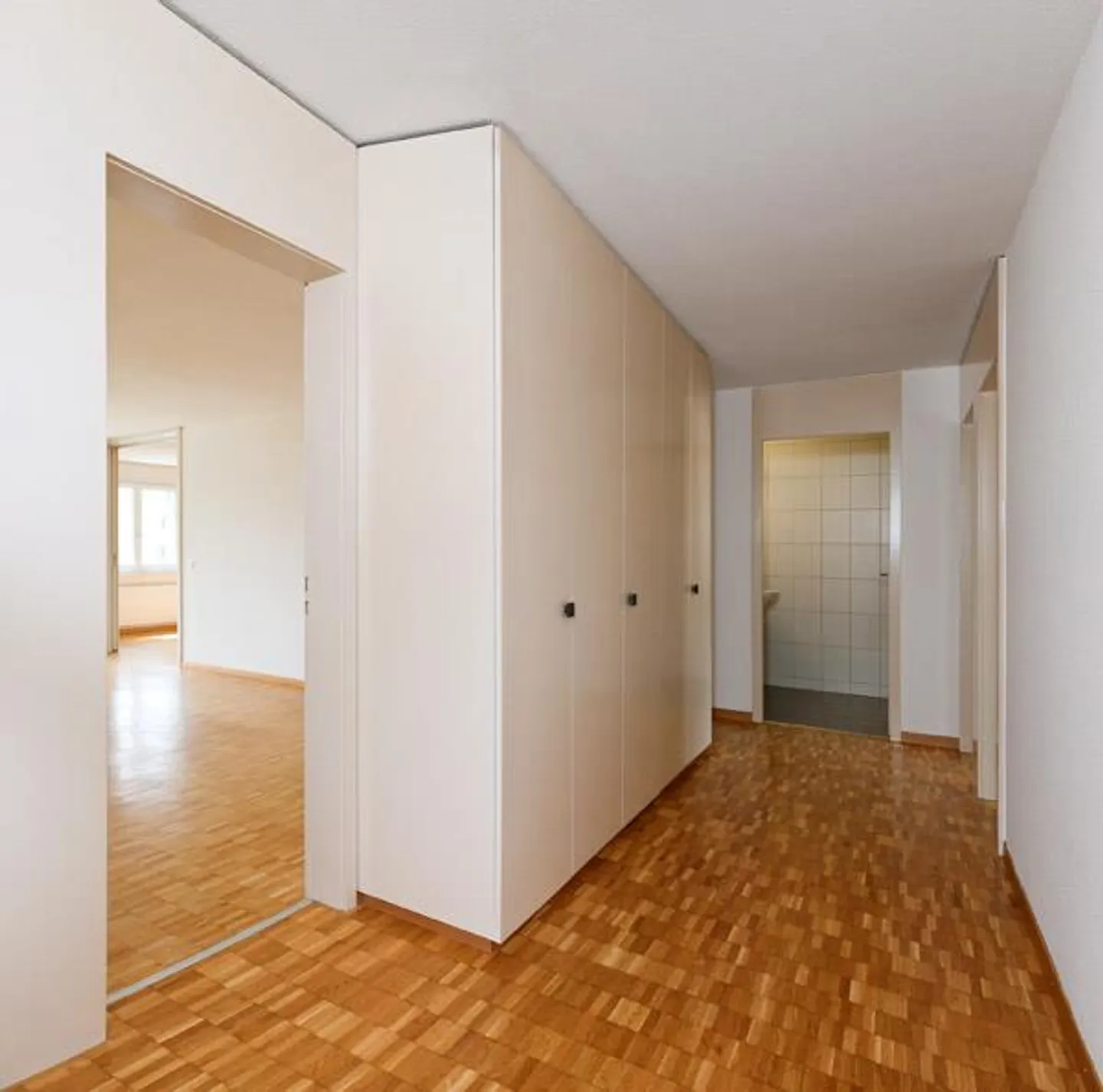 Appartamento in affitto - Foto 3 di 8