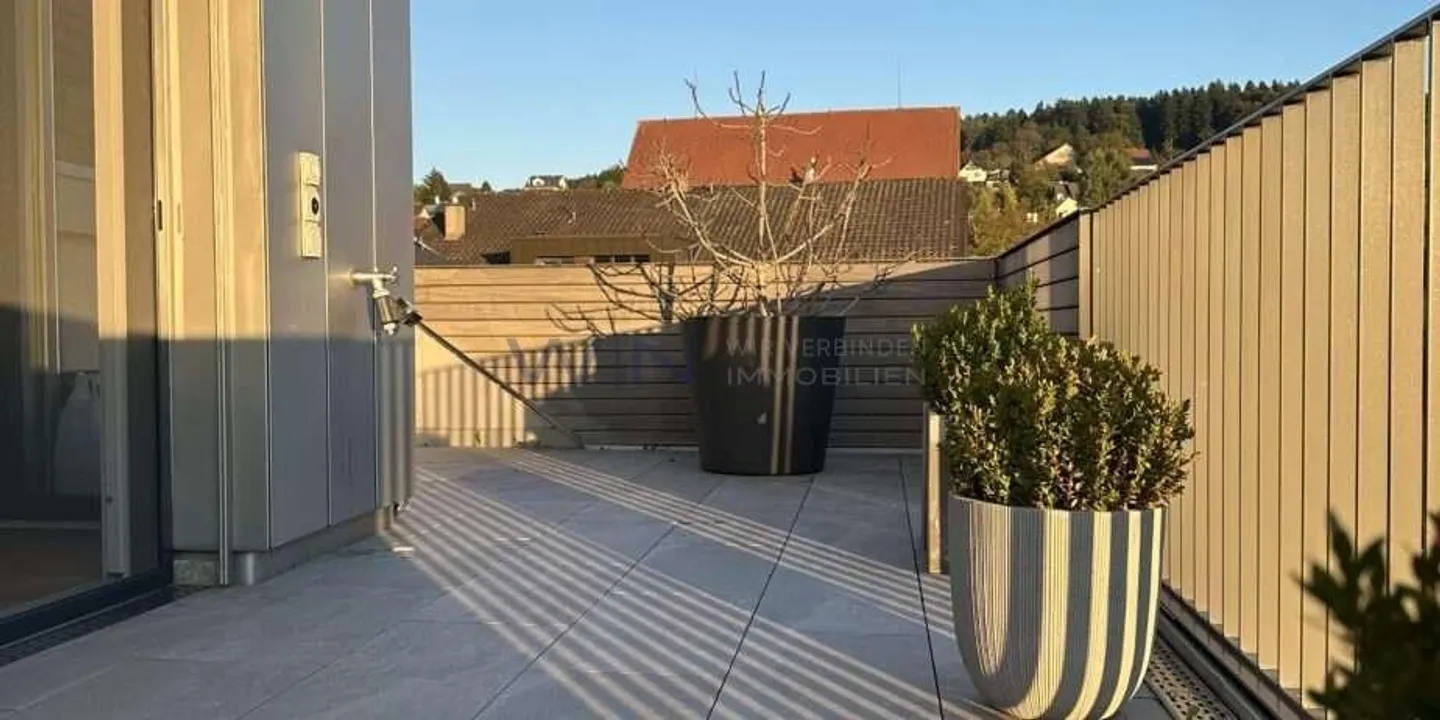 Luxuriöse Dachwohnung mit Fernsicht - Foto 6 von 6