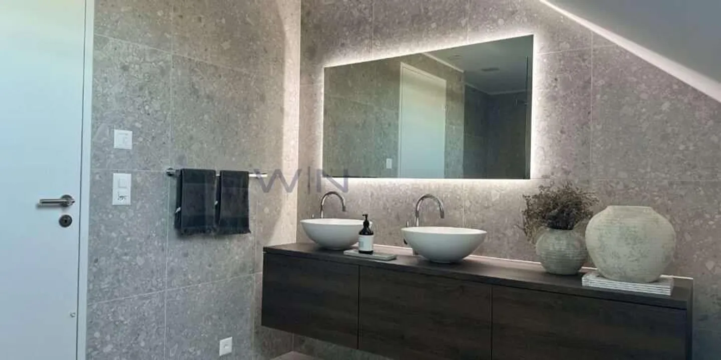 Luxuriöse Dachwohnung mit Fernsicht - Foto 5 von 6