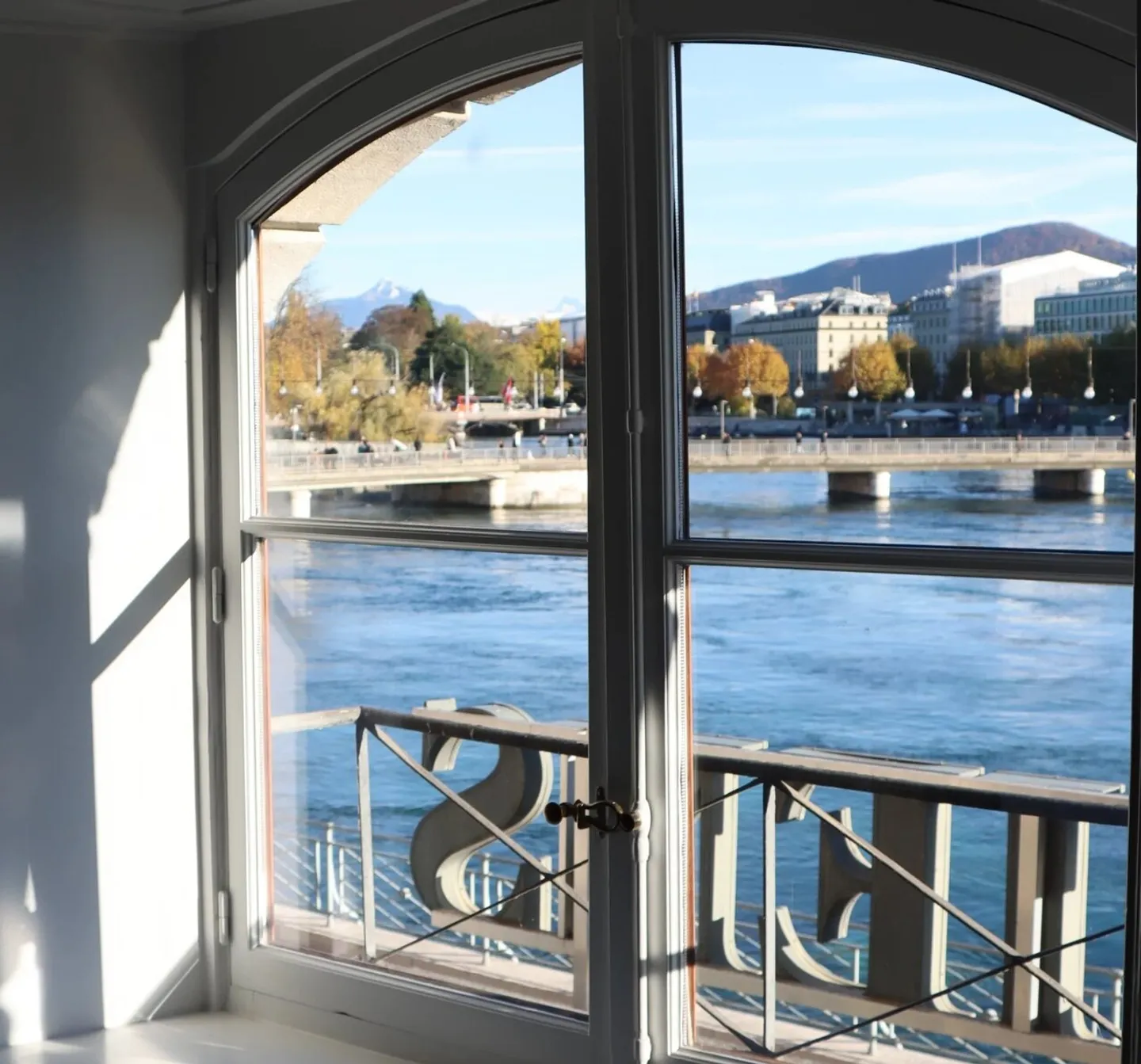 Situation idéale Bureaux avec vue - Photo 1 sur 4