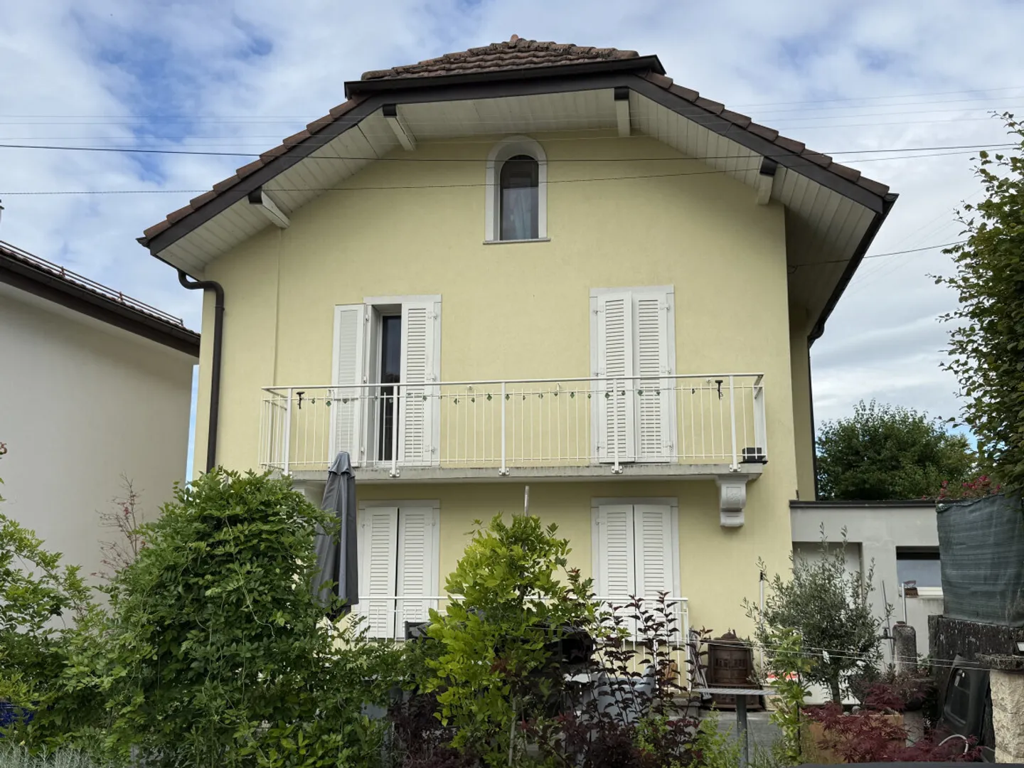 Independent House with Rental Income - Photo 1 of 13