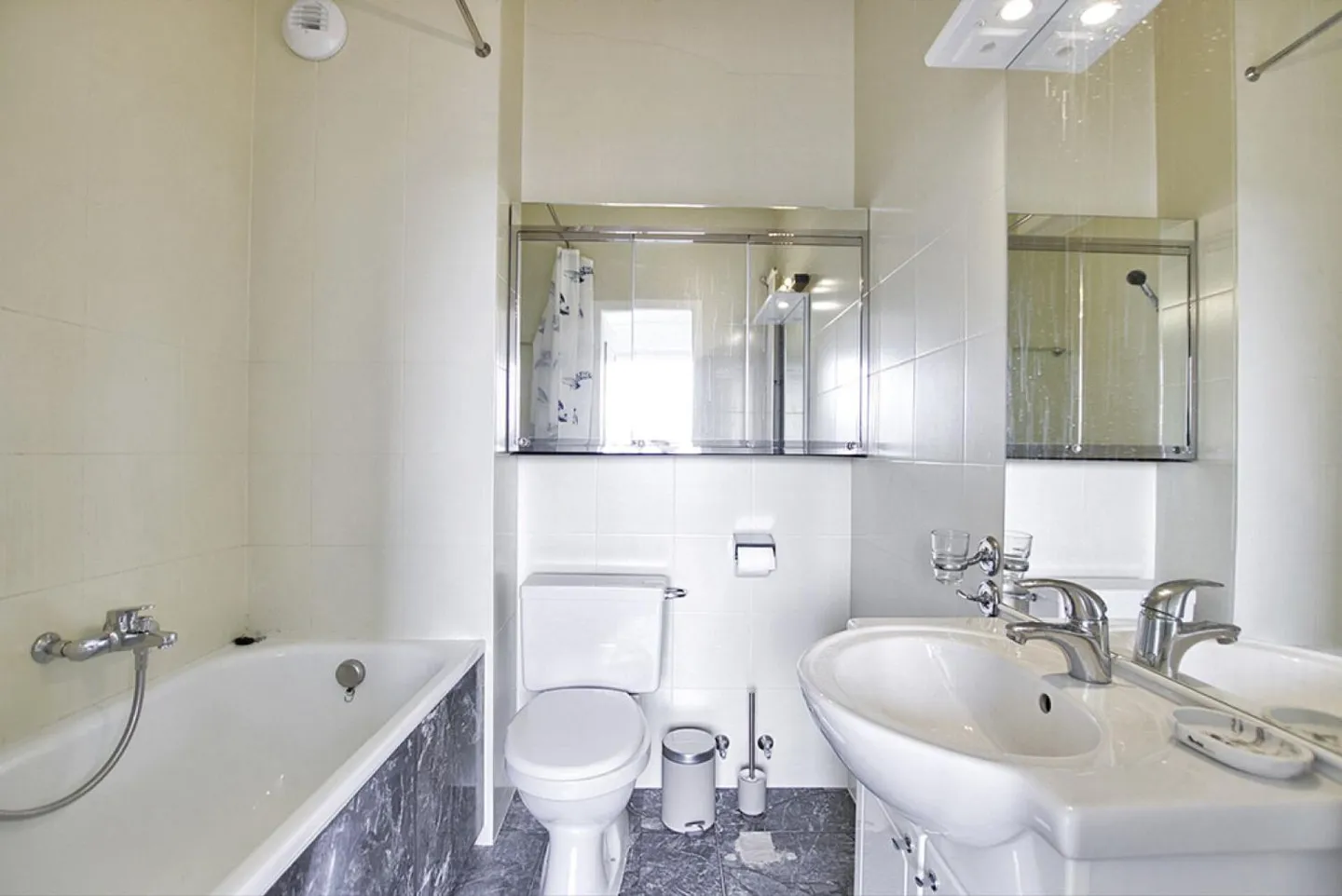 Bellissimo appartamento con 2 camere e vista mozzafiato - Foto 4 di 5