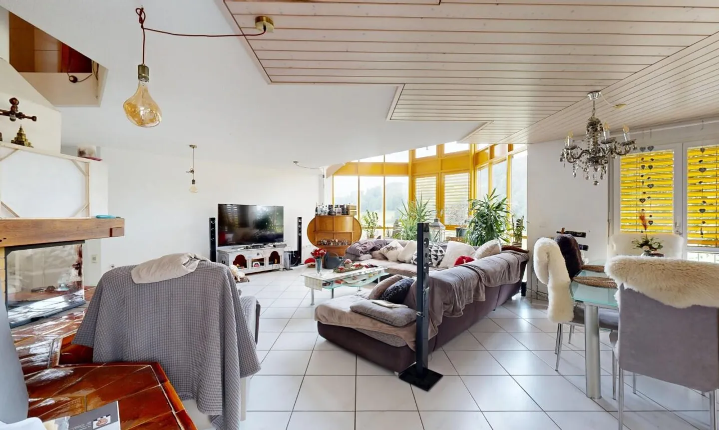 Mehrgenerationenhaus mit unverbaubarer Weitsicht an ruhiger Lage - Foto 1 von 13