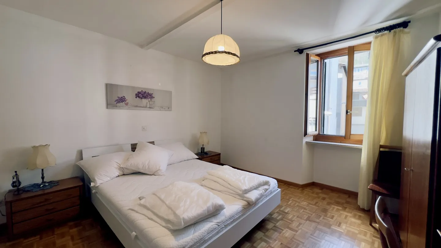 Historic Guesthouse of 13.5 Rooms with Restaurant in Novaggio - Photo 4 of 9