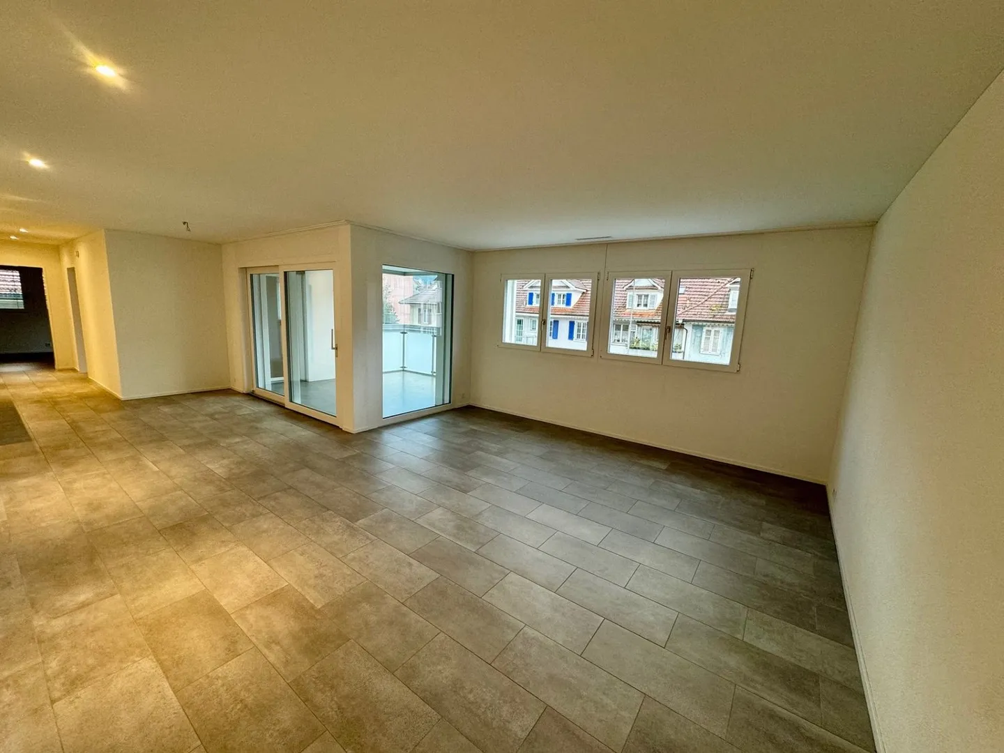 Moderne 3.5-Zimmer-Wohnung mit Balkon in Olten - Foto 5 von 10