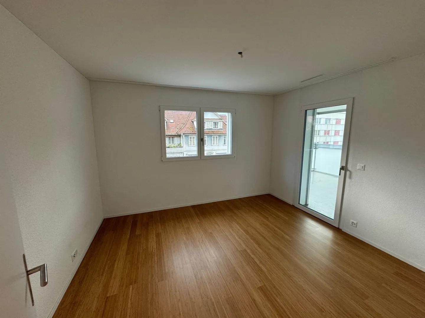 Moderne 3.5-Zimmer-Wohnung mit Balkon in Olten - Foto 8 von 10