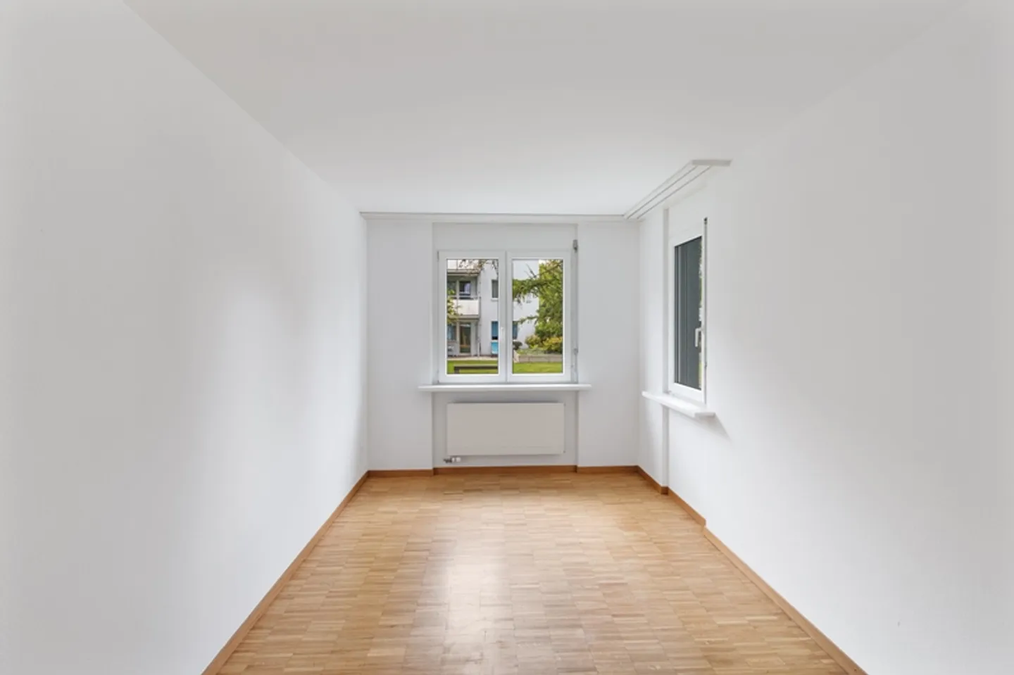 Cozy 3.5-room apartment directly at the train station - Photo 7 of 9