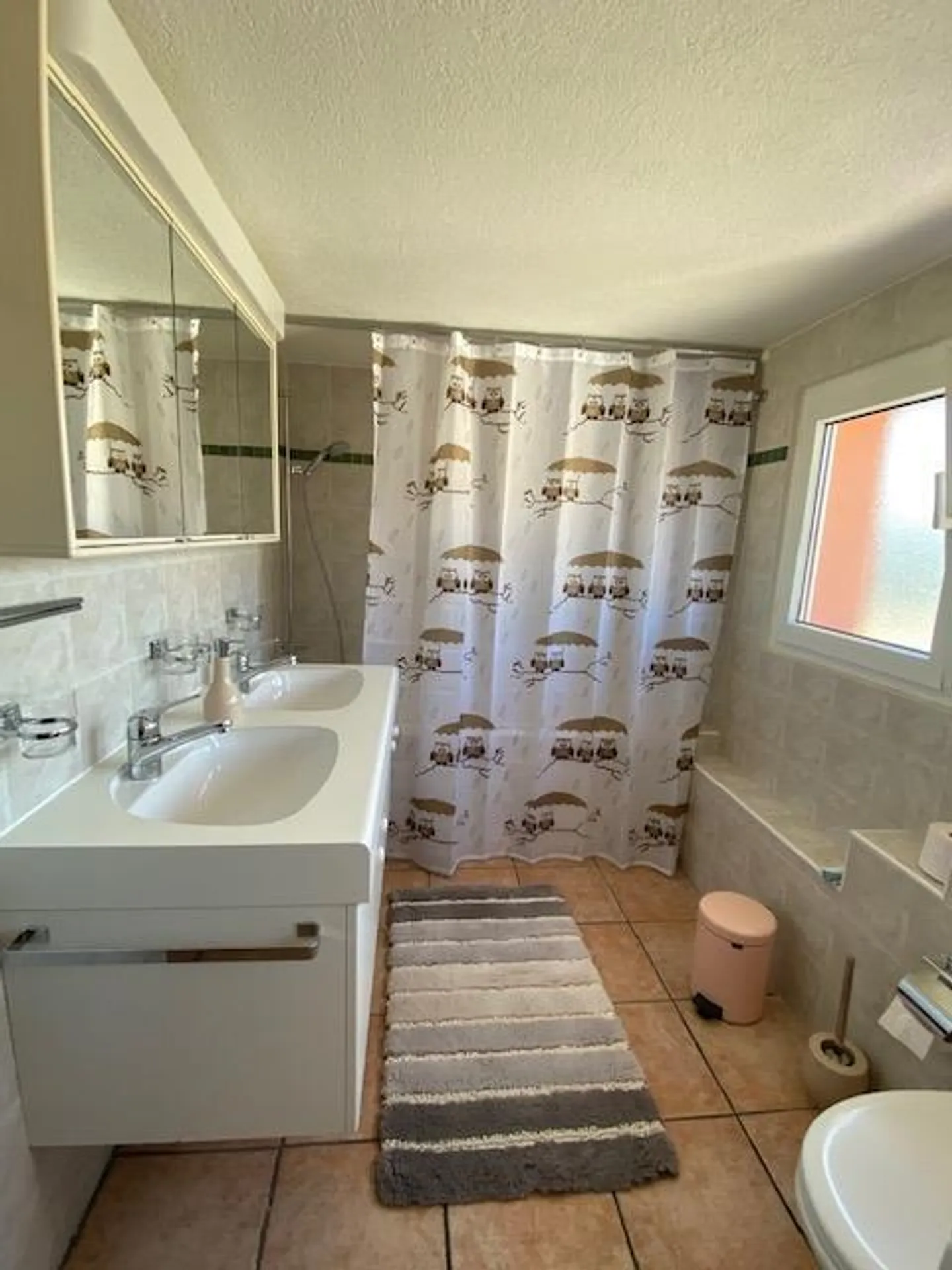 Room in a Shared Apartment - Photo 6 of 6