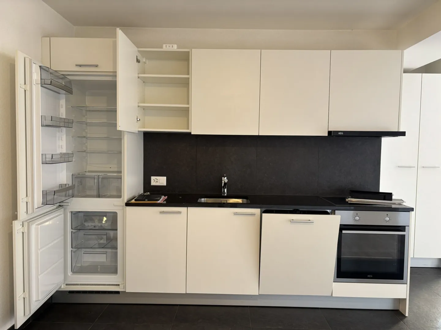 Schöne helle 2,5-Zimmer-Wohnung in Renens - Foto 4 von 9