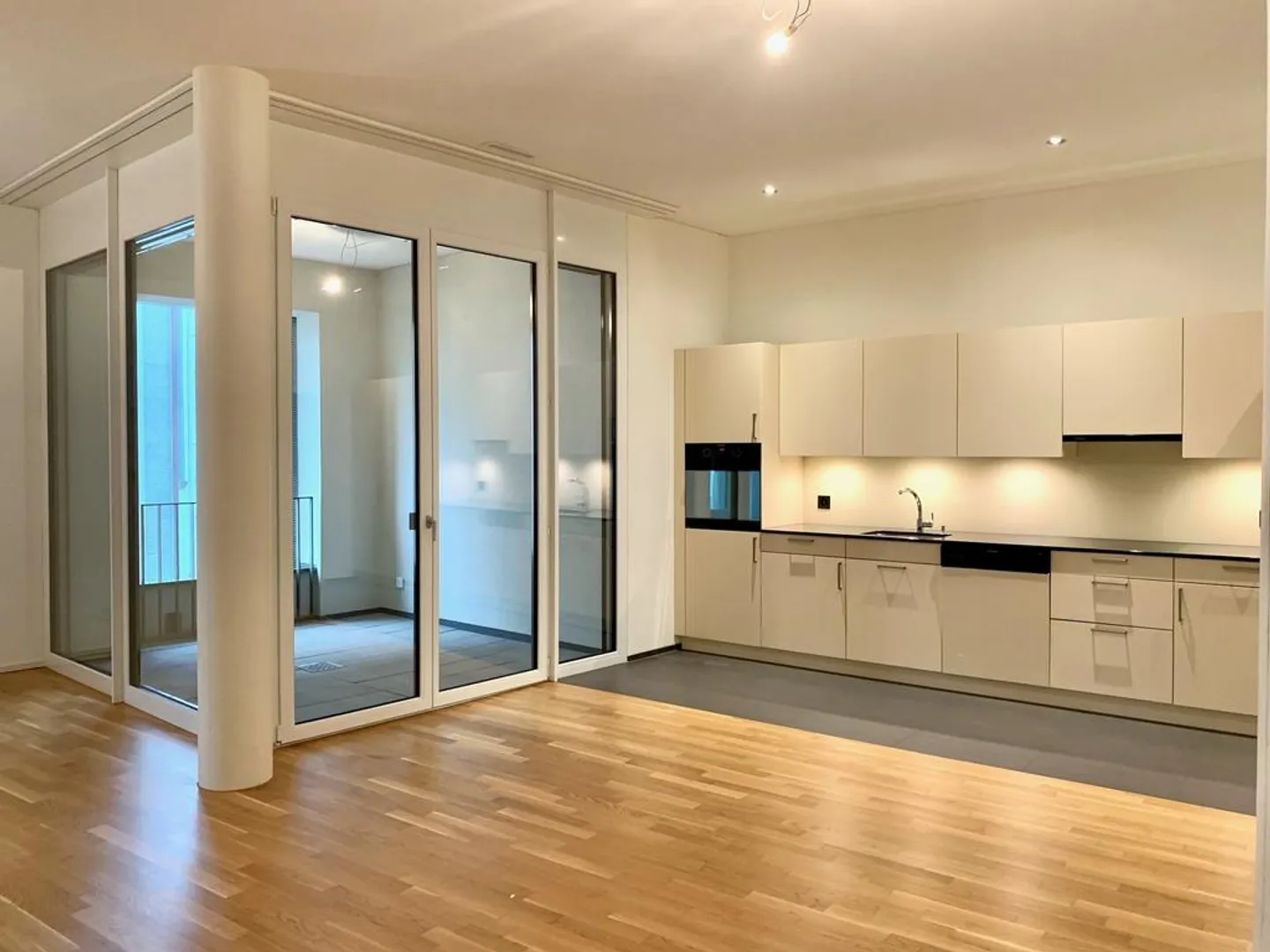 Appartement moderne 3.5 pièces - Photo 2 sur 8