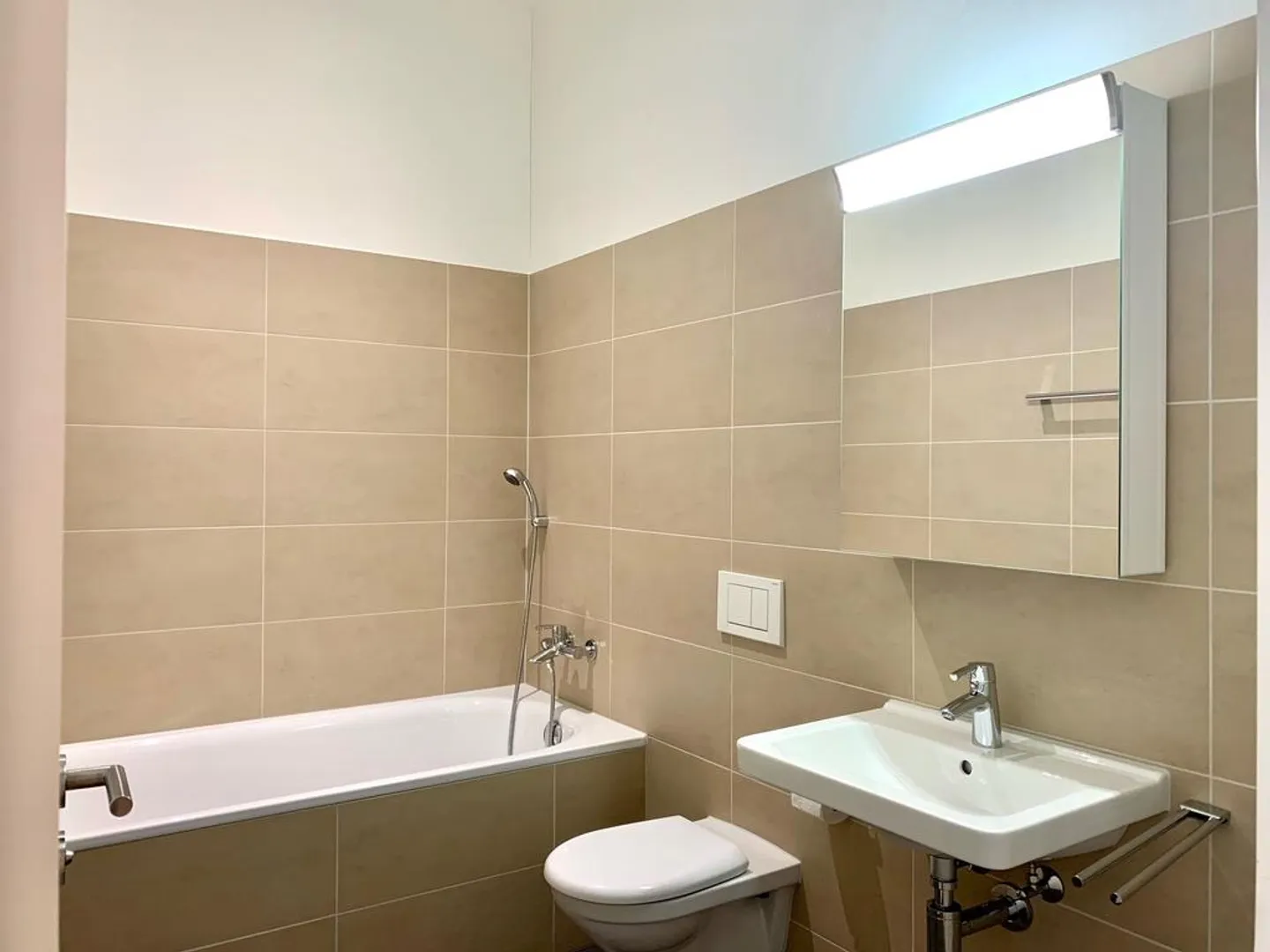 Appartement moderne 3.5 pièces - Photo 4 sur 8