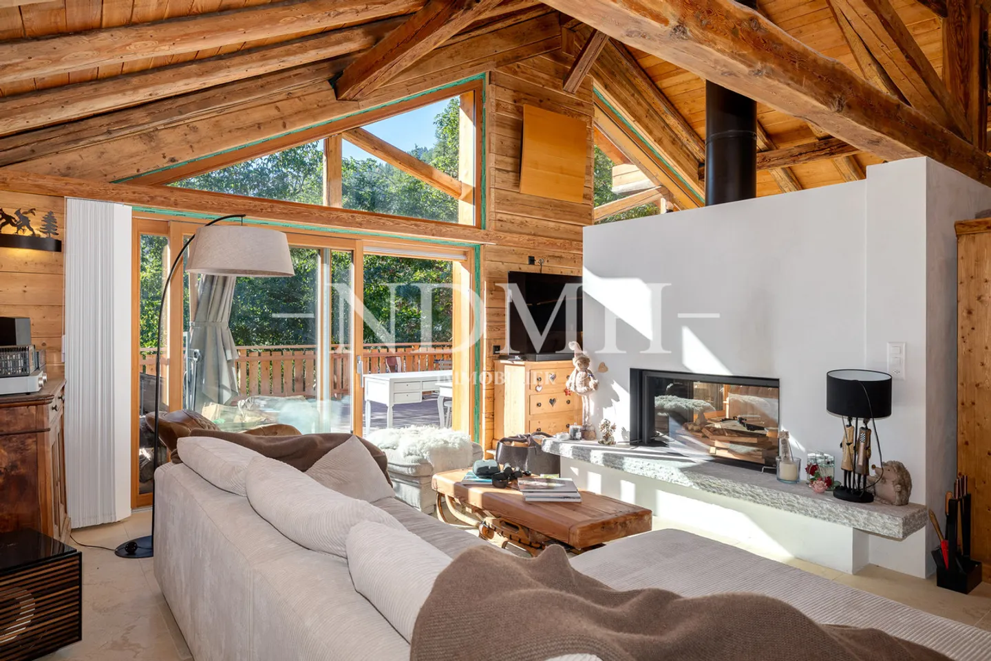 Charming Renovated Farmhouse - Photo 2 of 10