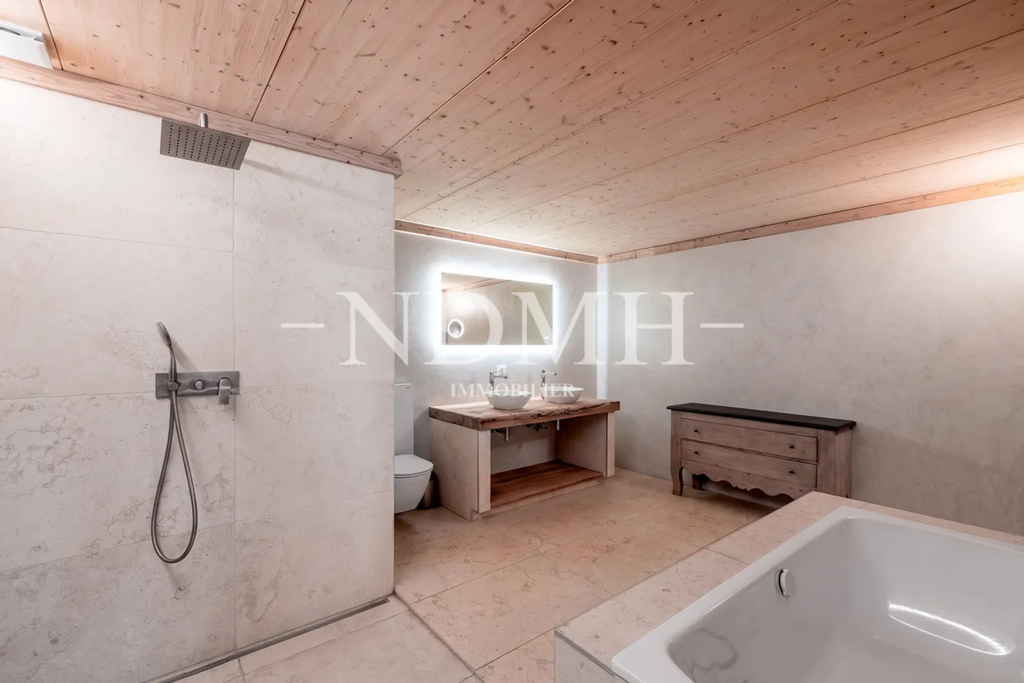 Charming Renovated Farmhouse - Photo 8 of 10