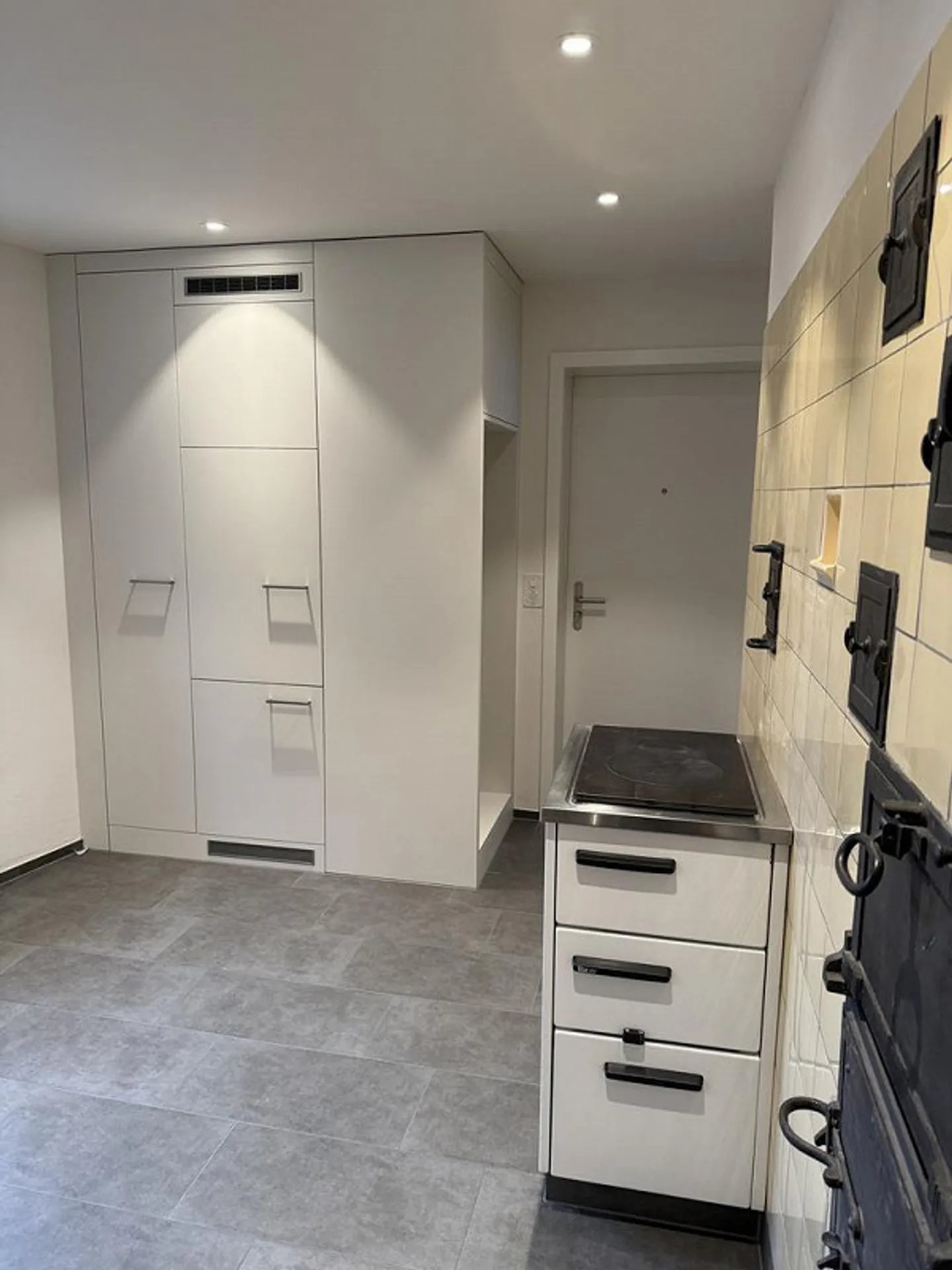 Erstvermietung nach Renovation der Wohnung - Foto 2 von 10