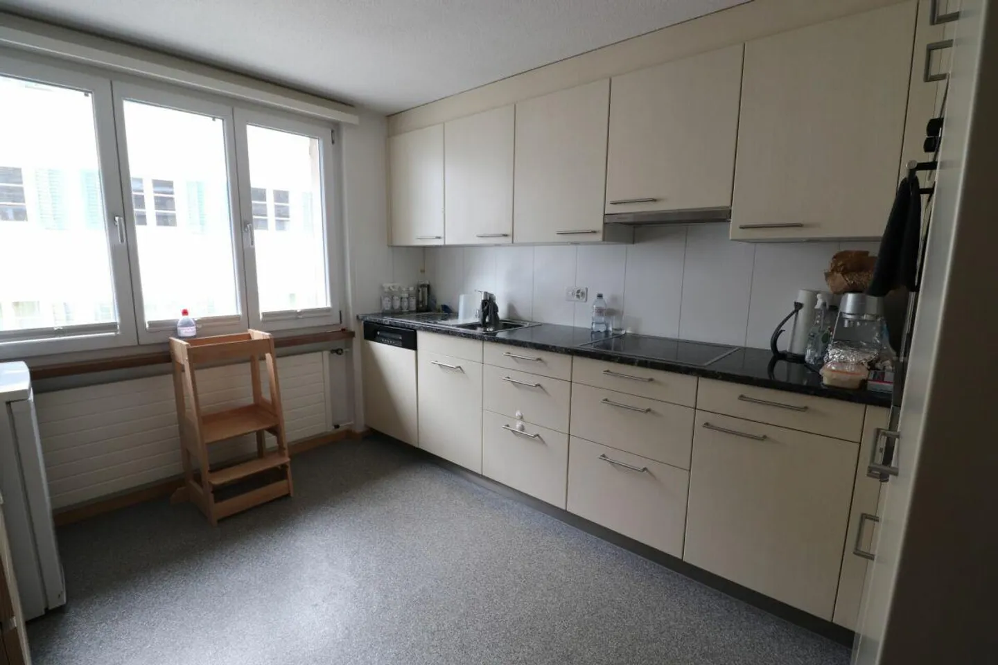 Appartamento di 5 stanze con balcone - Foto 2 di 6