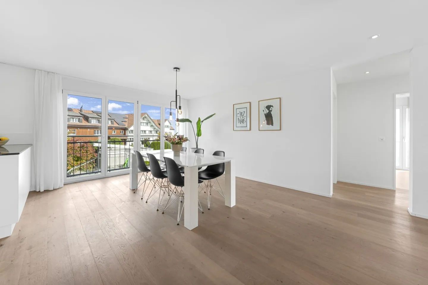 Vivre généreusement avec vue sur le Säntis - appartement moderne de 4,5 pièces à Herisau - Photo 6 sur 26