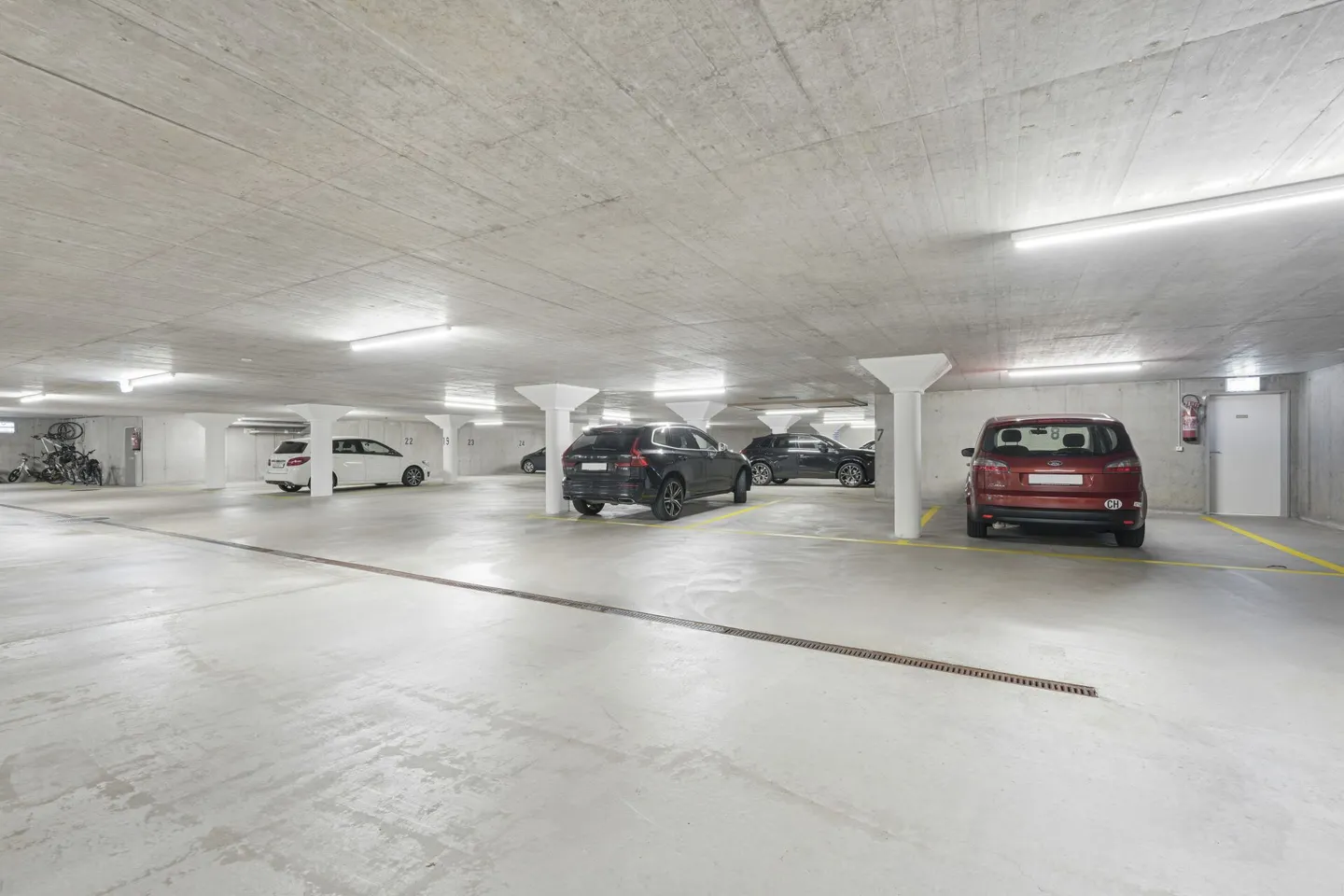 Vivre généreusement avec vue sur le Säntis - appartement moderne de 4,5 pièces à Herisau - Photo 19 sur 26