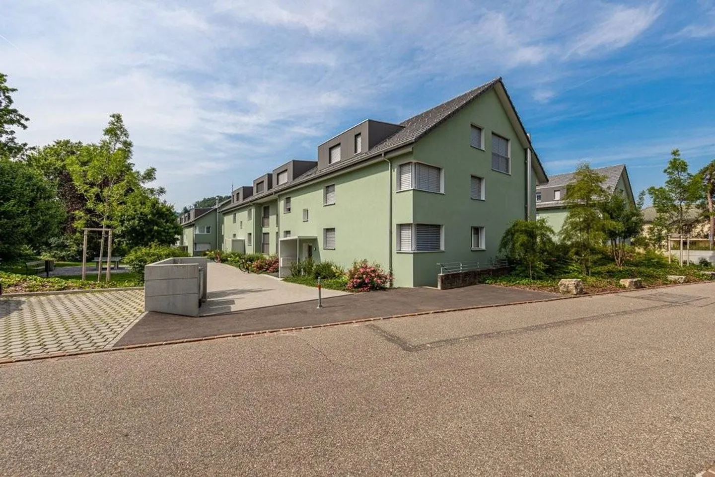 Appartement moderne dans un excellent emplacement pour une famille ou un couple - Photo 1 sur 12