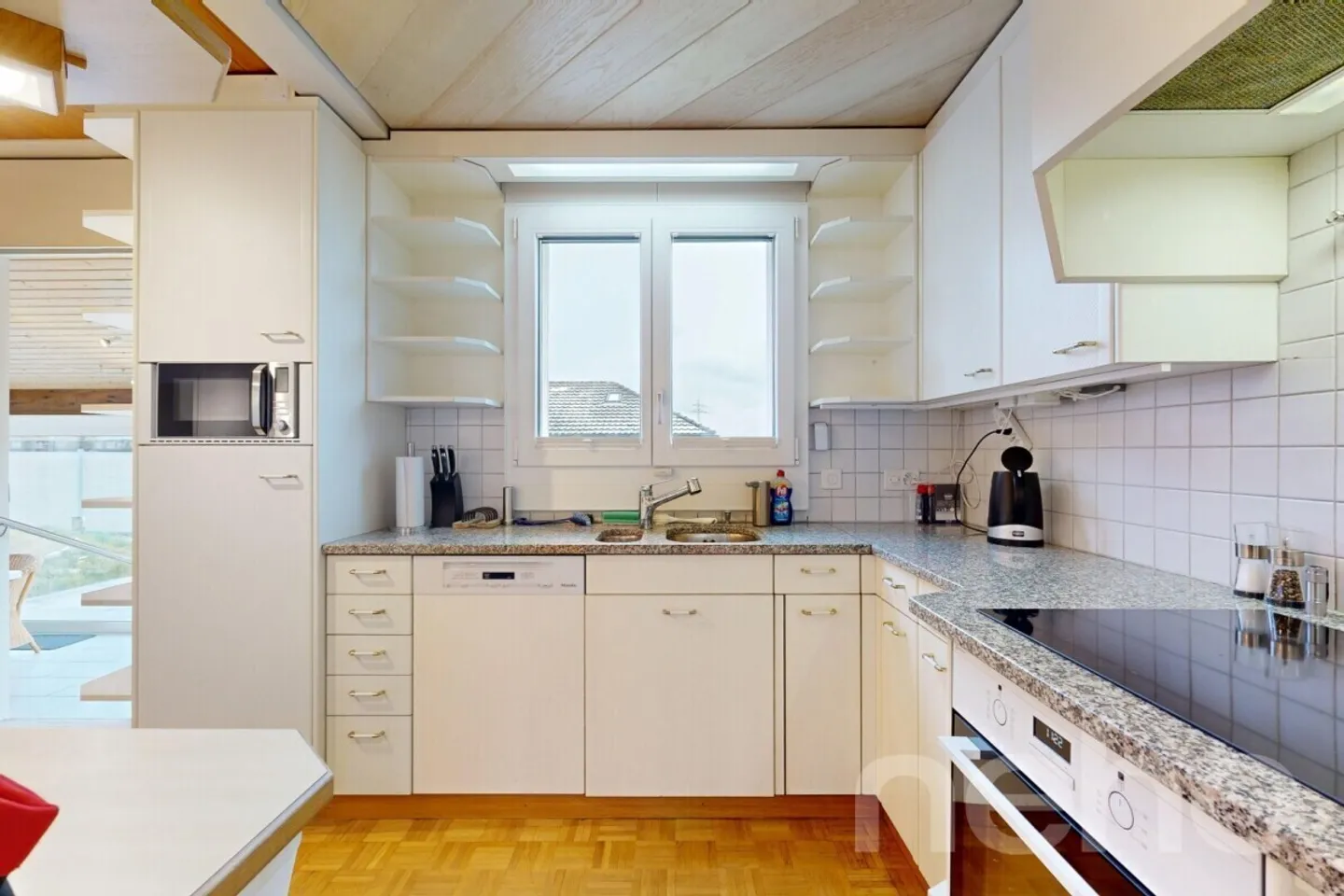 Charmantes 4.5 Zimmer Einfamilienhaus mit grossem Garten inkl. Teich - Foto 5 von 12