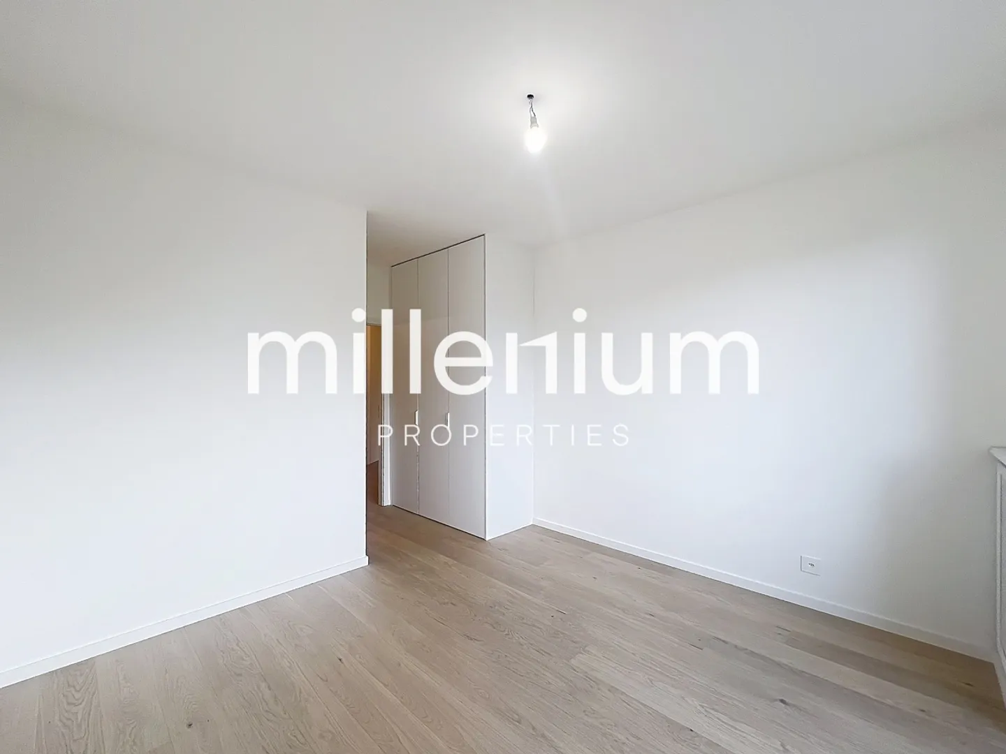 Außergewöhnliche Wohnung renoviert am Quai du Seujet - Foto 11 von 19