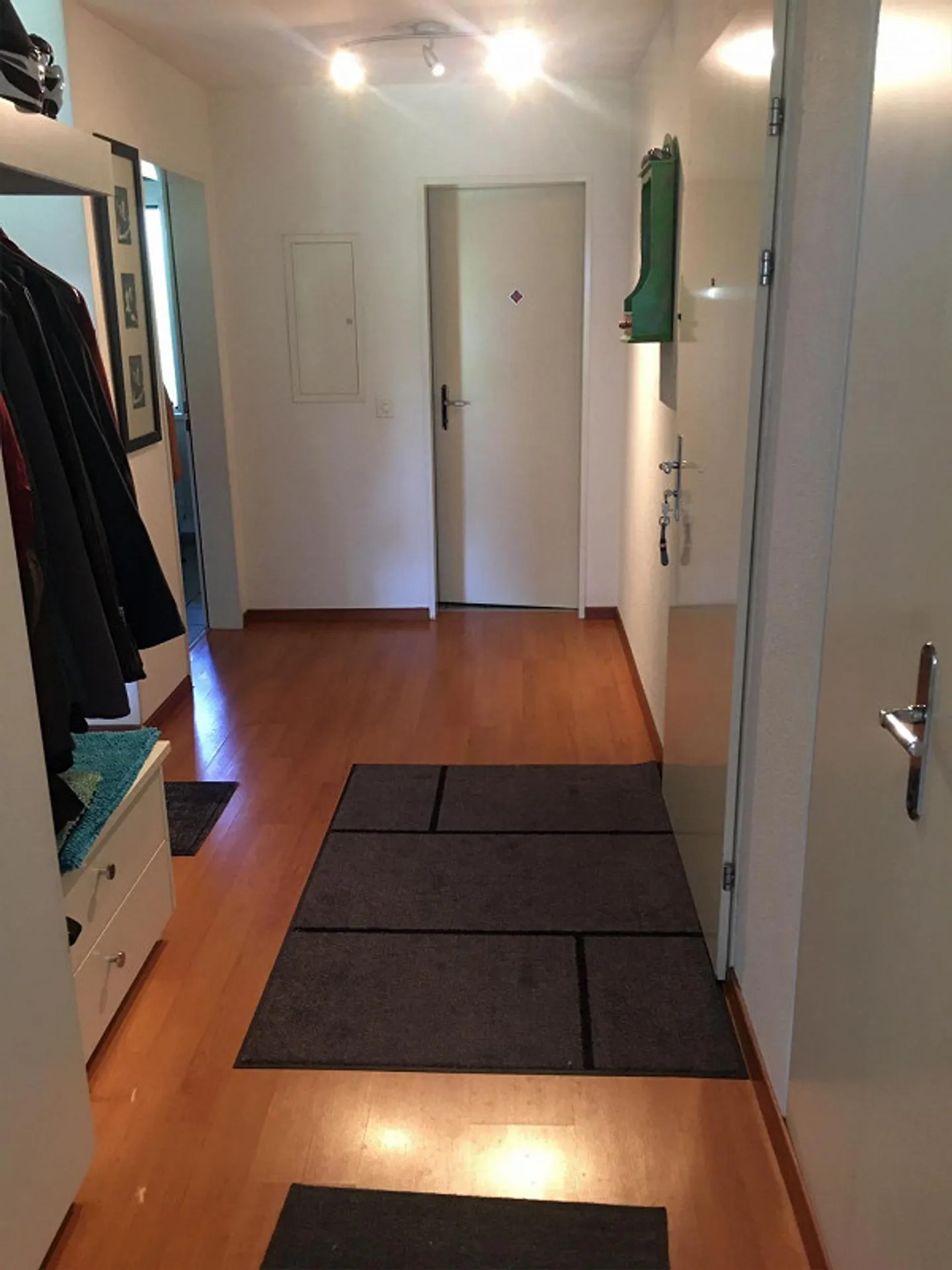 Grosszügige 4.5-Zimmer-Hochparterre-Eigentumswhg. mit Gartensitzplatz - Foto 2 von 11