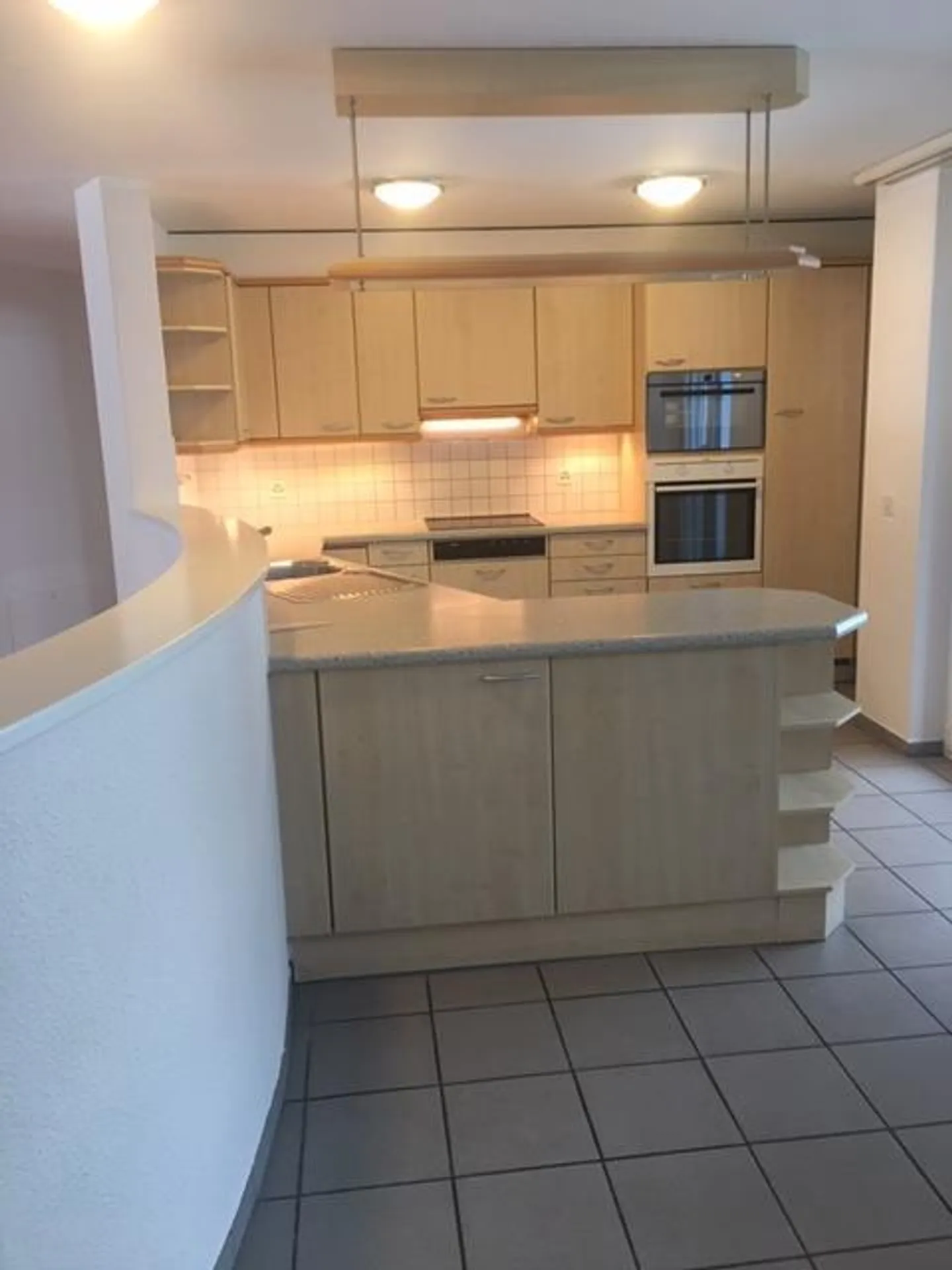 Grosszügige 4.5-Zimmer-Hochparterre-Eigentumswhg. mit Gartensitzplatz - Foto 4 von 11